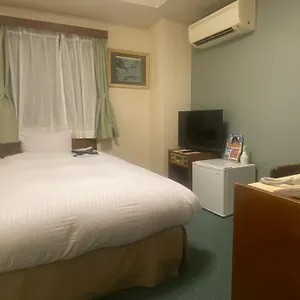 ホテルたてしな ** 東京都
